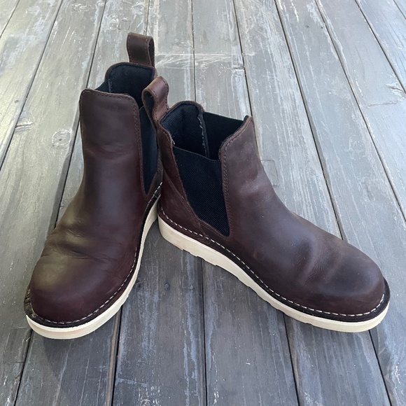 DANNER BULL RUN CHELSEA BOOTS - Picture 7 of 10